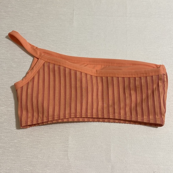 NWOT L*SPACE Women's Ribbed One Shoulder Bikini Top Size M - Picture 3 of 5